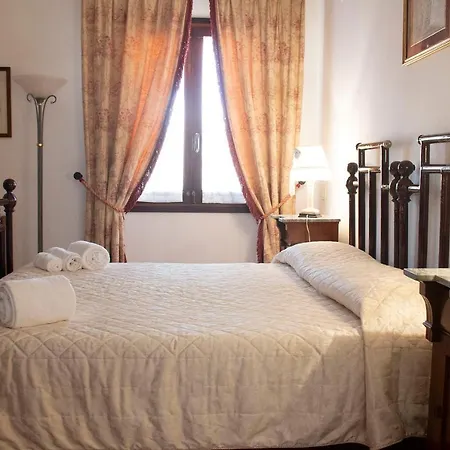 Vetti - Exclusive Garden & Pool Retreat 빌라 *