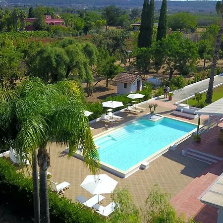 Vetti - Exclusive Garden & Pool Retreat * Ugento