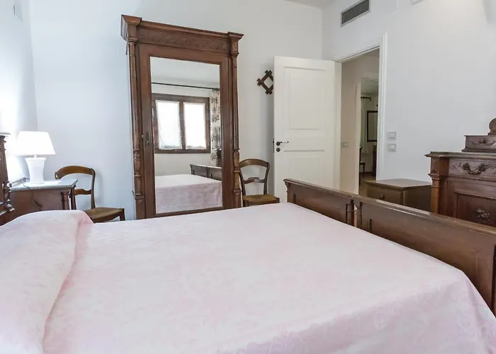 빌라 Vetti 우겐토