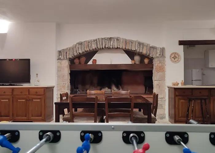 Vetti - Exclusive Garden & Pool Retreat Villa *