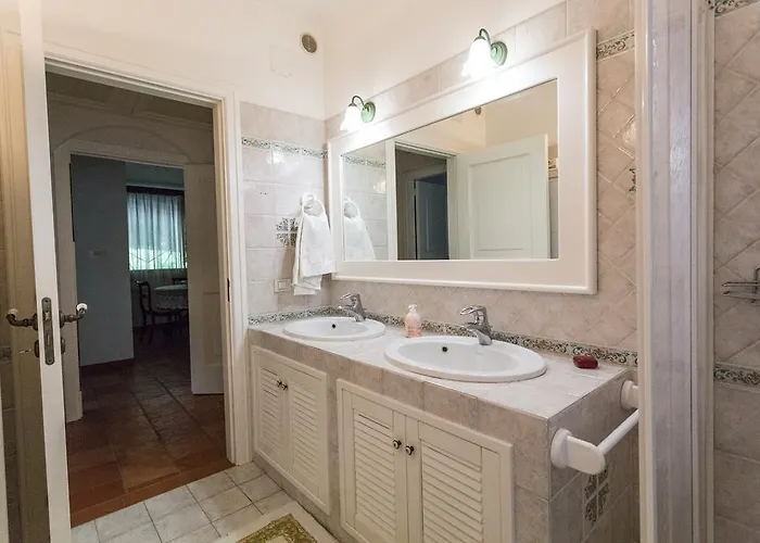 Villa Vetti - Exclusive Garden & Pool Retreat Ugento